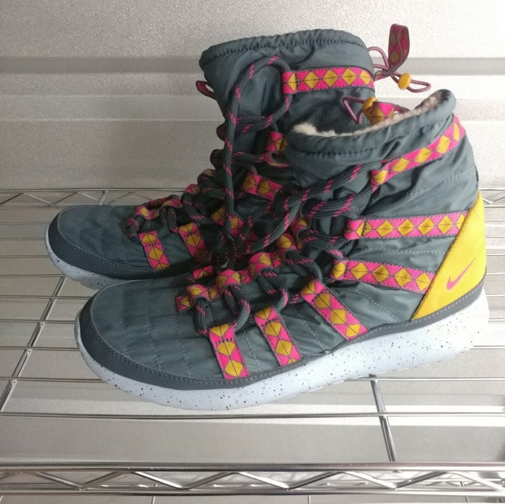 COPY - Awesome Nike winter shoes